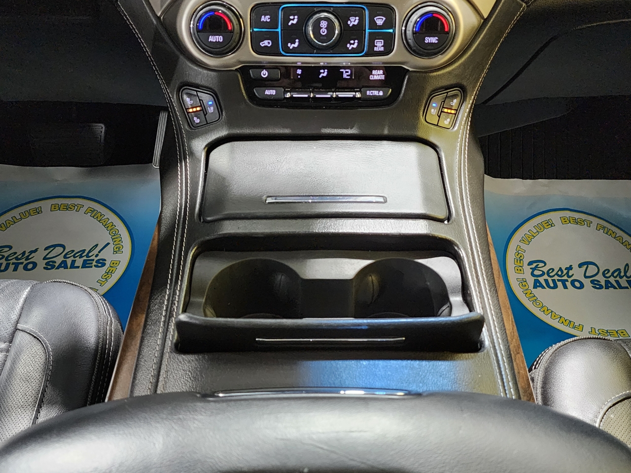 GMC Yukon XL Denali 4WD 2019