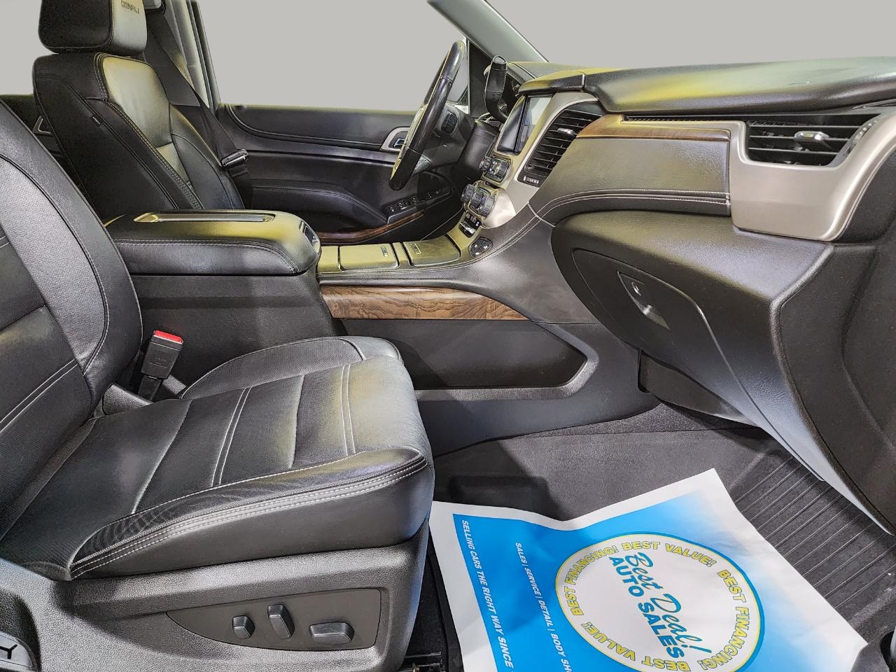 GMC Yukon XL Denali 4WD 2019