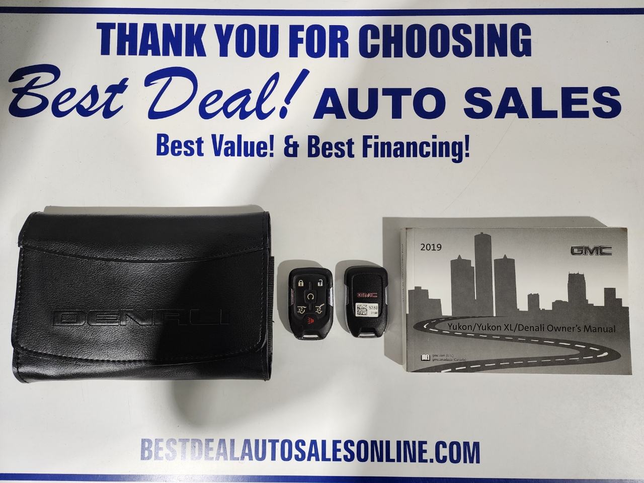 GMC Yukon XL Denali 4WD 2019