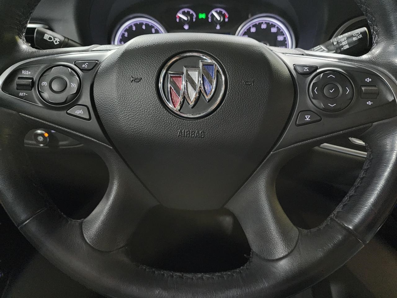 Buick Enclave Essence AWD 2020