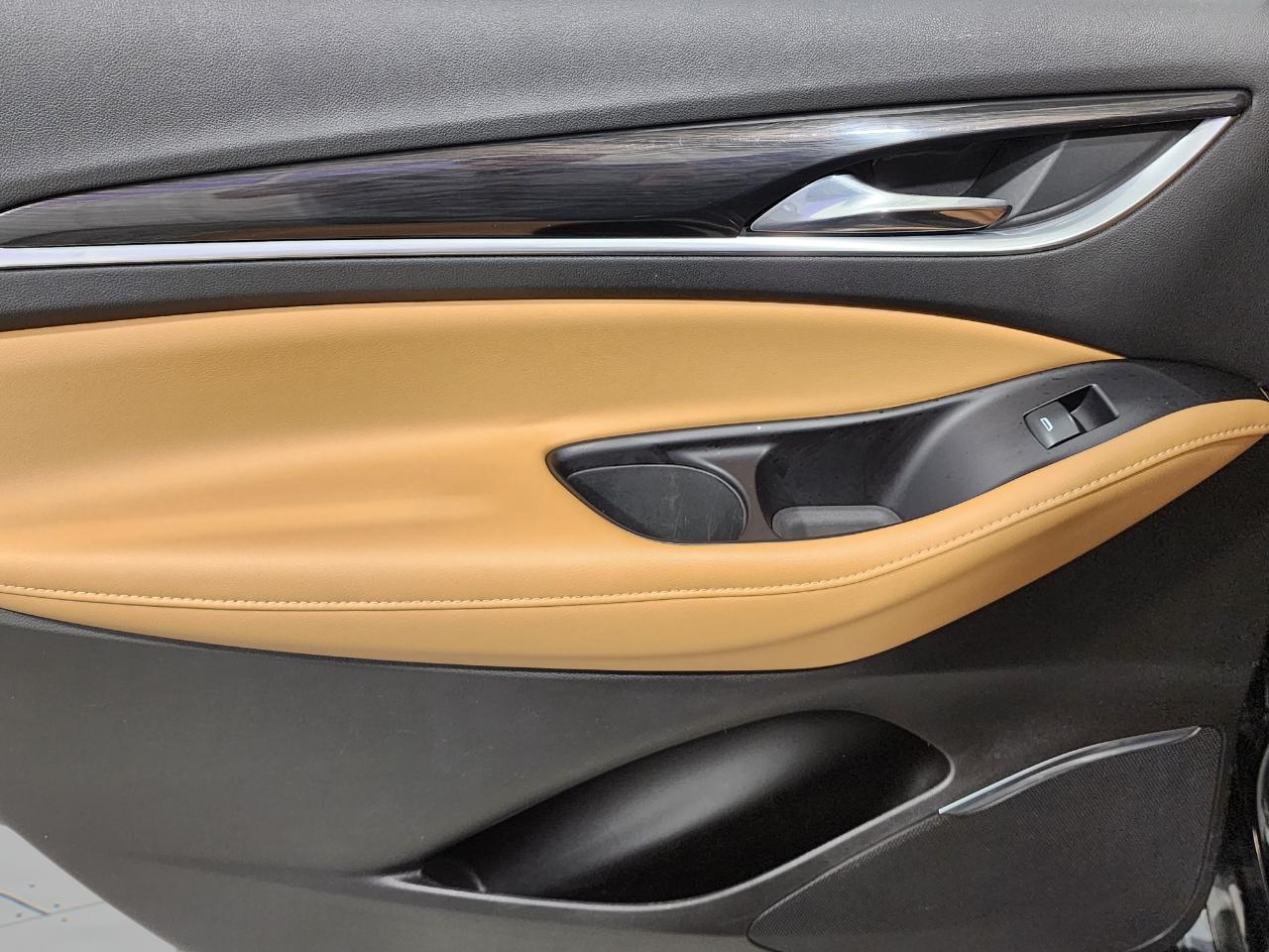 Buick Enclave Essence AWD 2020