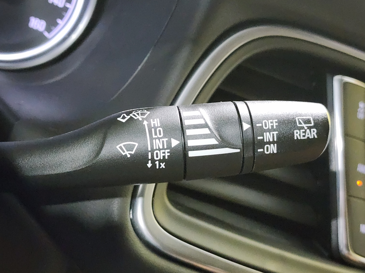 Buick Enclave Essence AWD 2020