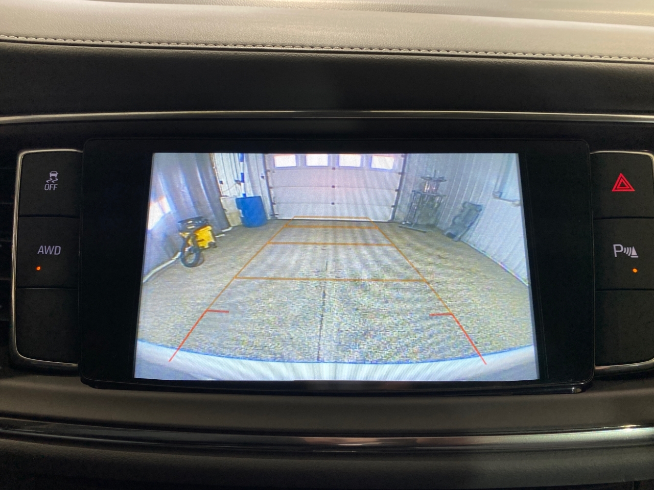 Buick Enclave Essence AWD 2018