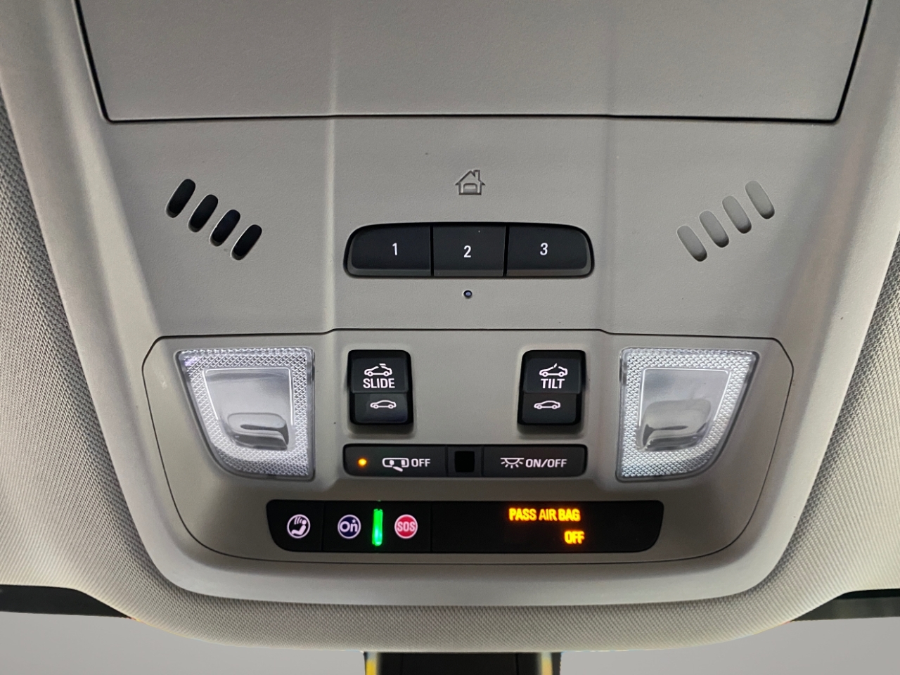 Buick Enclave Essence AWD 2018