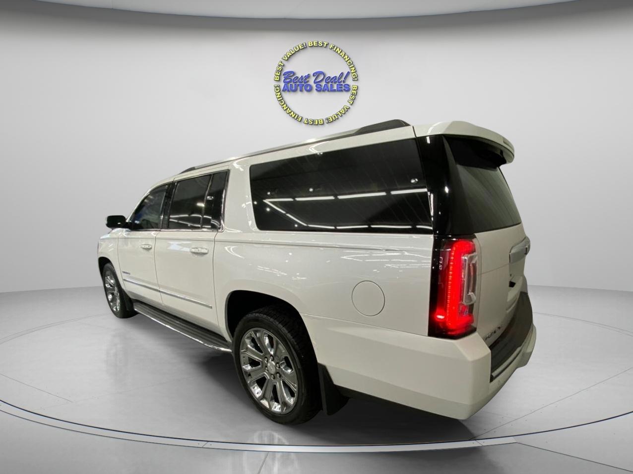 GMC Yukon XL Denali 4WD 2016