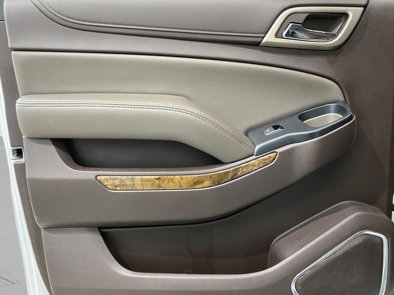 GMC Yukon XL Denali 4WD 2016