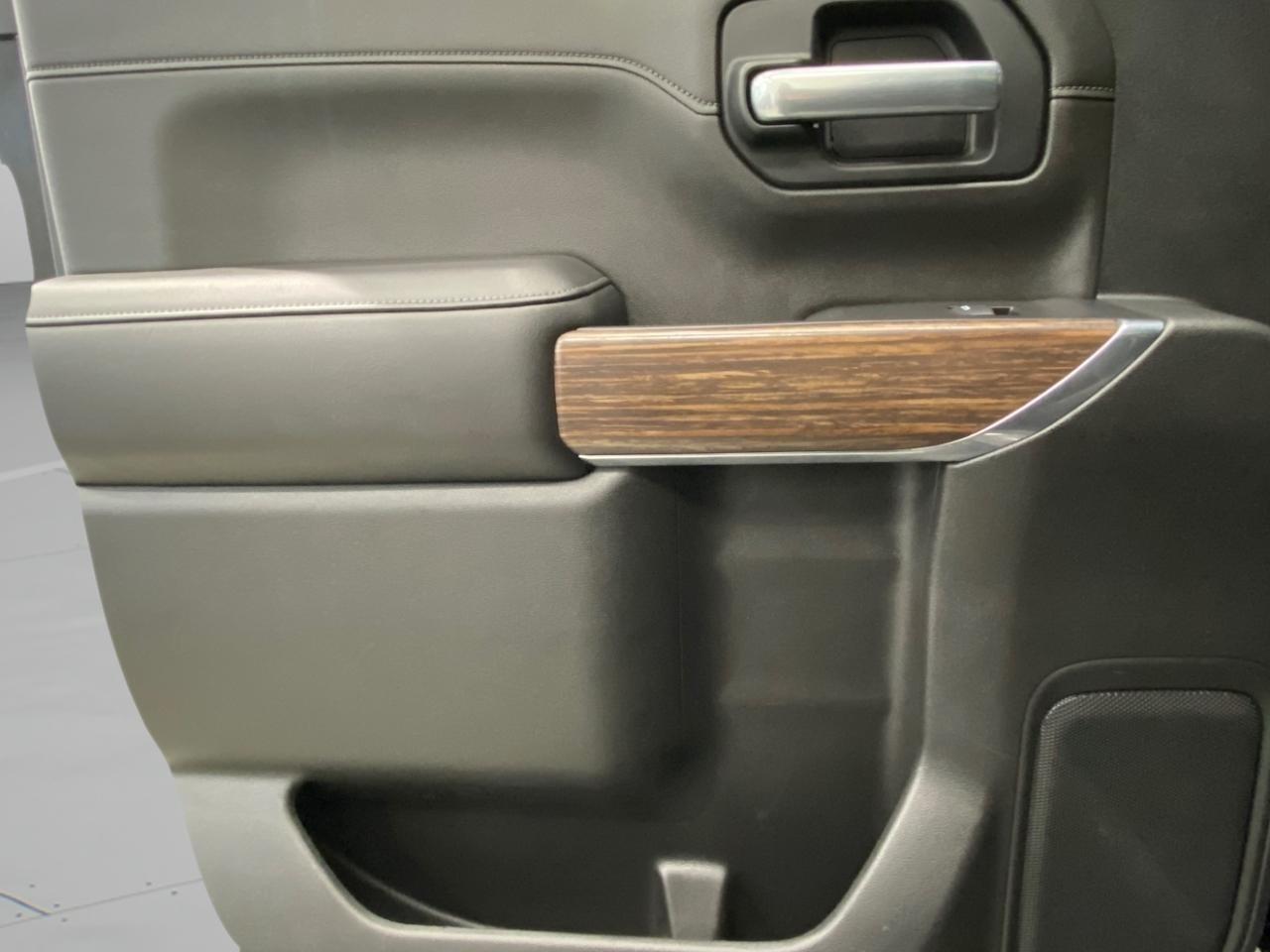 Chevrolet Silverado 1500 High Country Crew Cab 4WD 2019