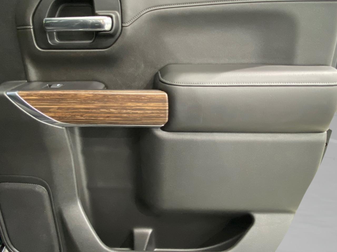 Chevrolet Silverado 1500 High Country Crew Cab 4WD 2019