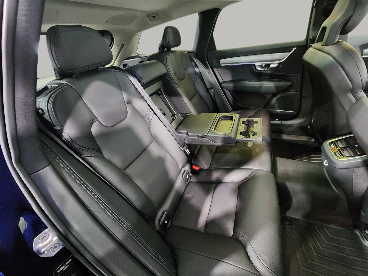 Volvo V90 Cross Country T5 2018