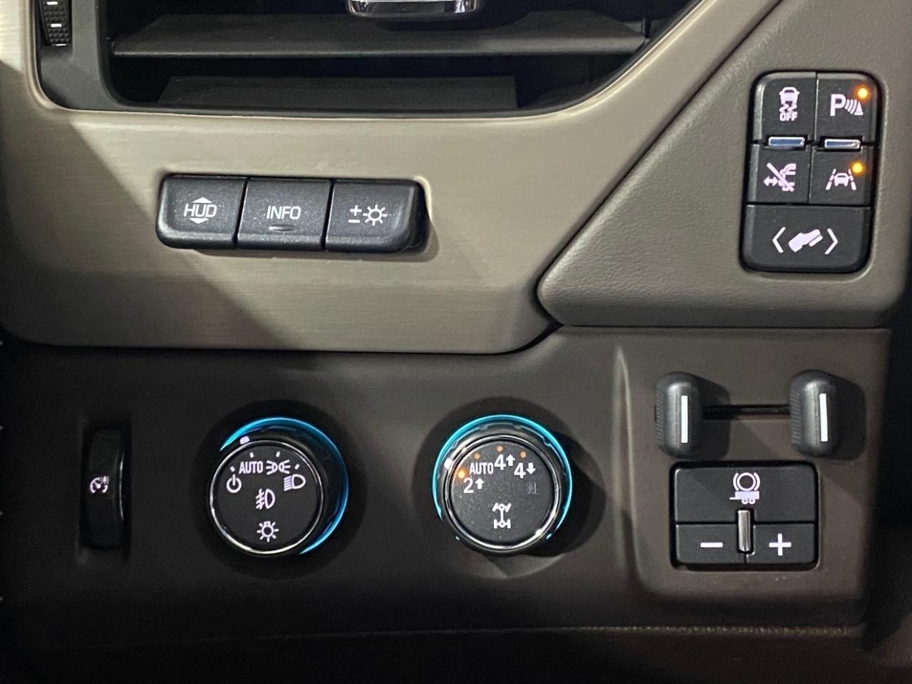 GMC Yukon Denali 4WD 2018