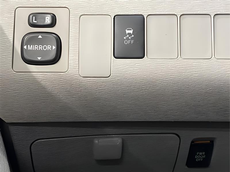 Toyota Sienna LE FWD 8-Passenger V6 2014