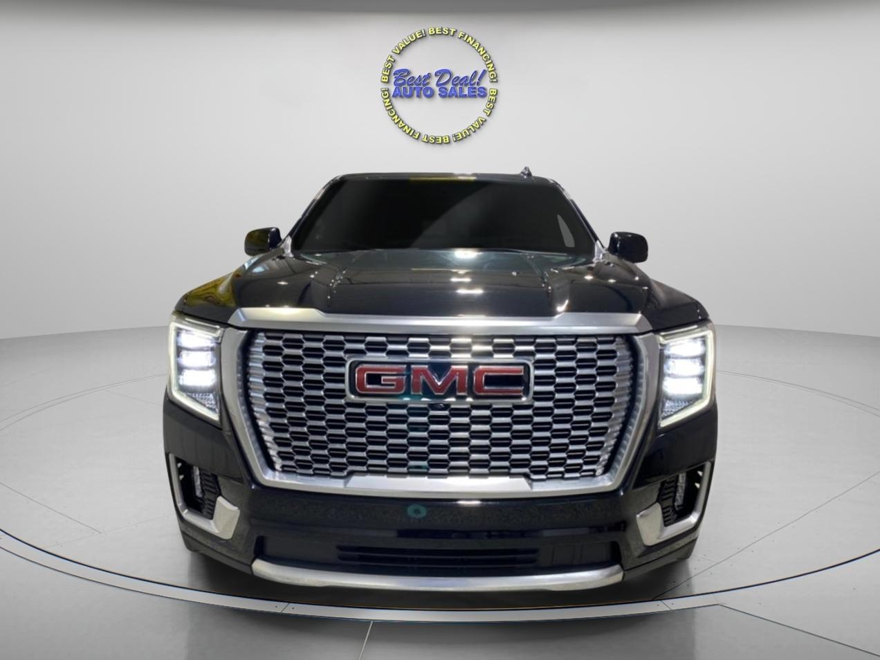 GMC Yukon XL Denali 4WD 2022