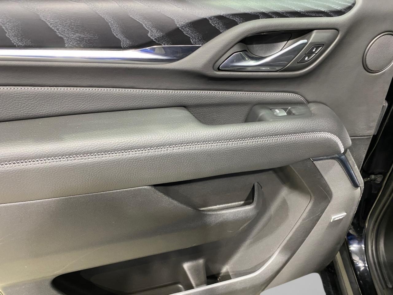 GMC Yukon XL Denali 4WD 2022