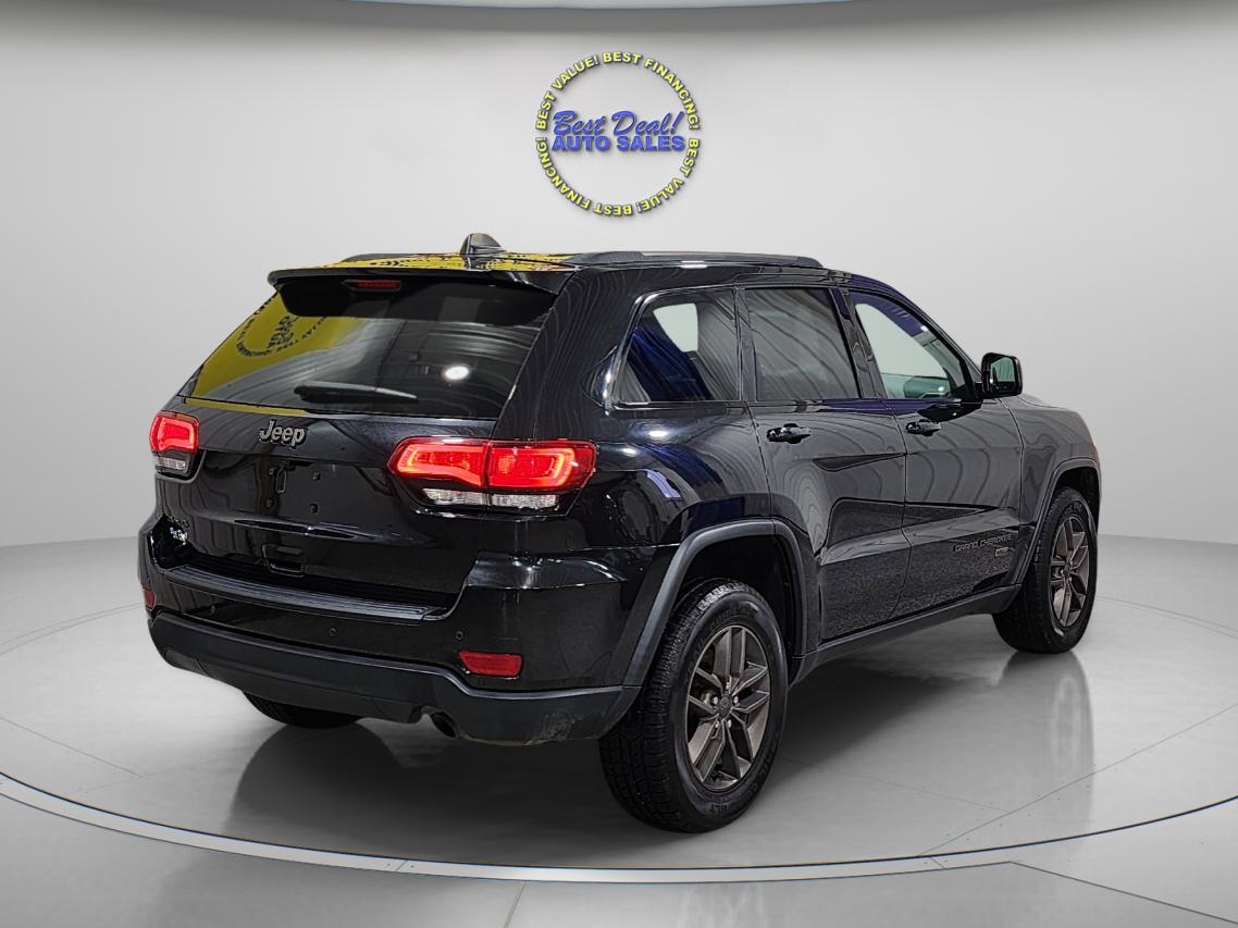 Jeep Grand Cherokee  2016