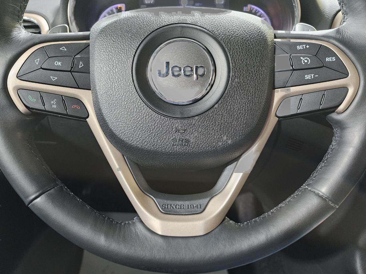 Jeep Grand Cherokee  2016