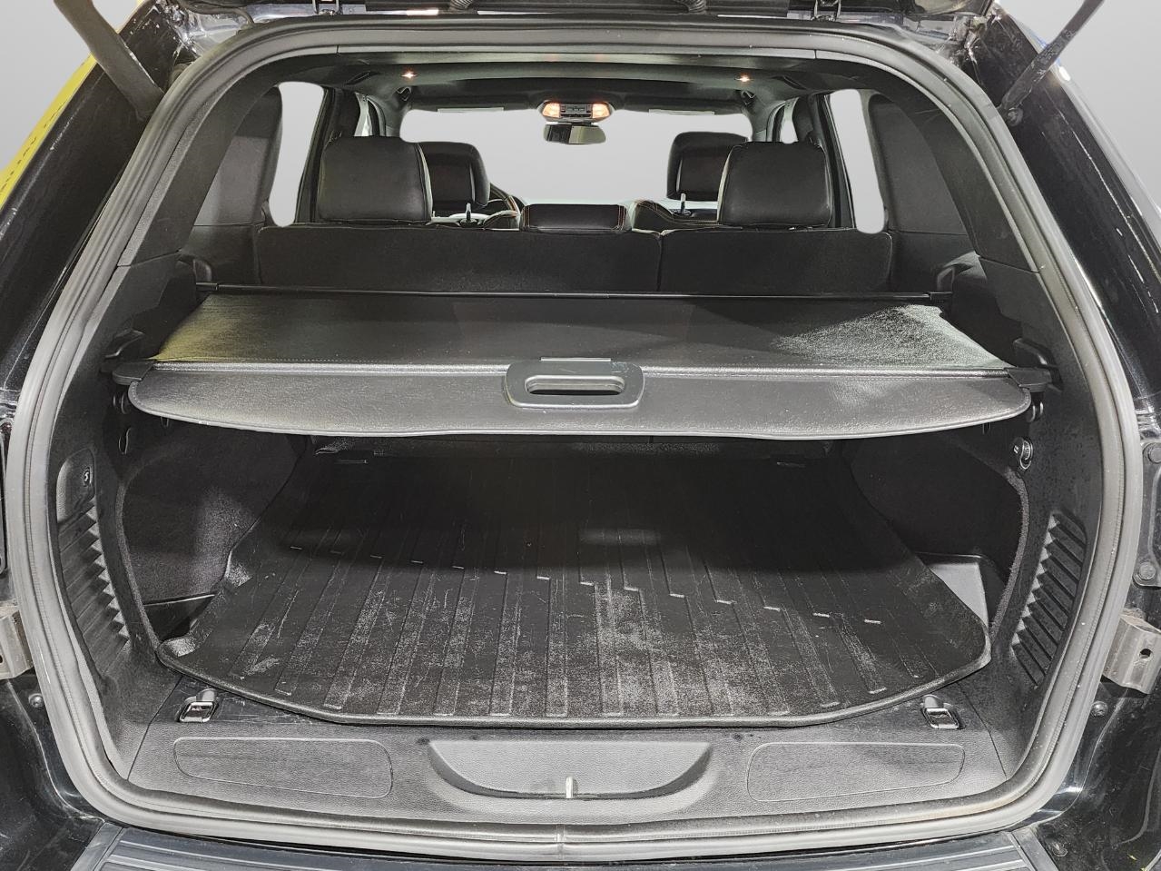 Jeep Grand Cherokee  2016