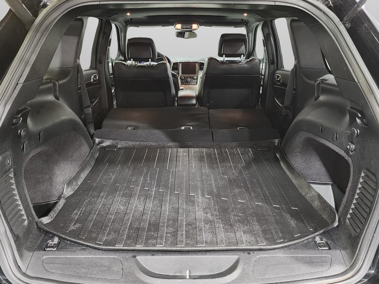 Jeep Grand Cherokee  2016