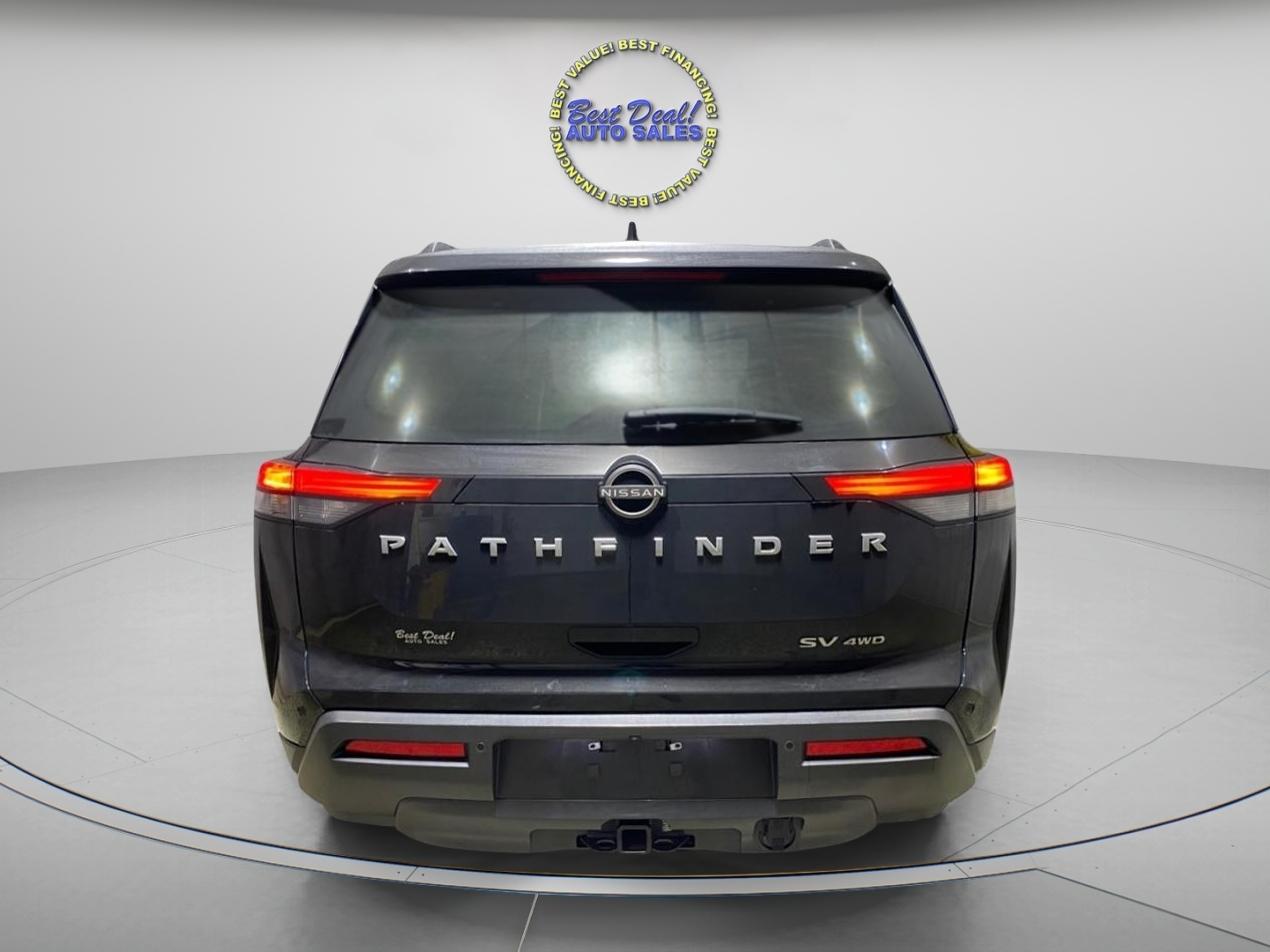 Nissan Pathfinder SV 4WD 2022