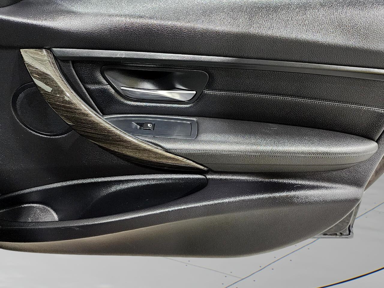 BMW 3-Series Sport Wagon 328xi 2015