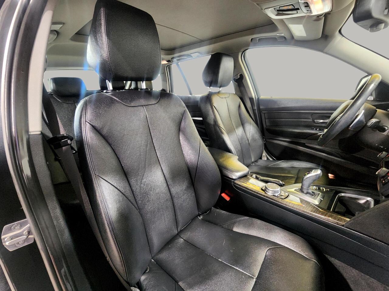 BMW 3-Series Sport Wagon 328xi 2015