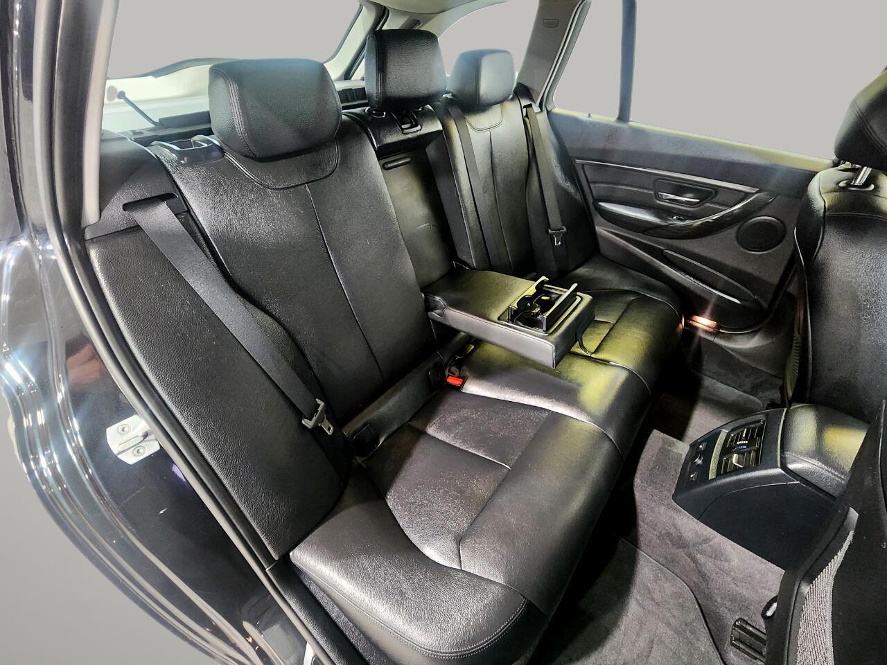 BMW 3-Series Sport Wagon 328xi 2015