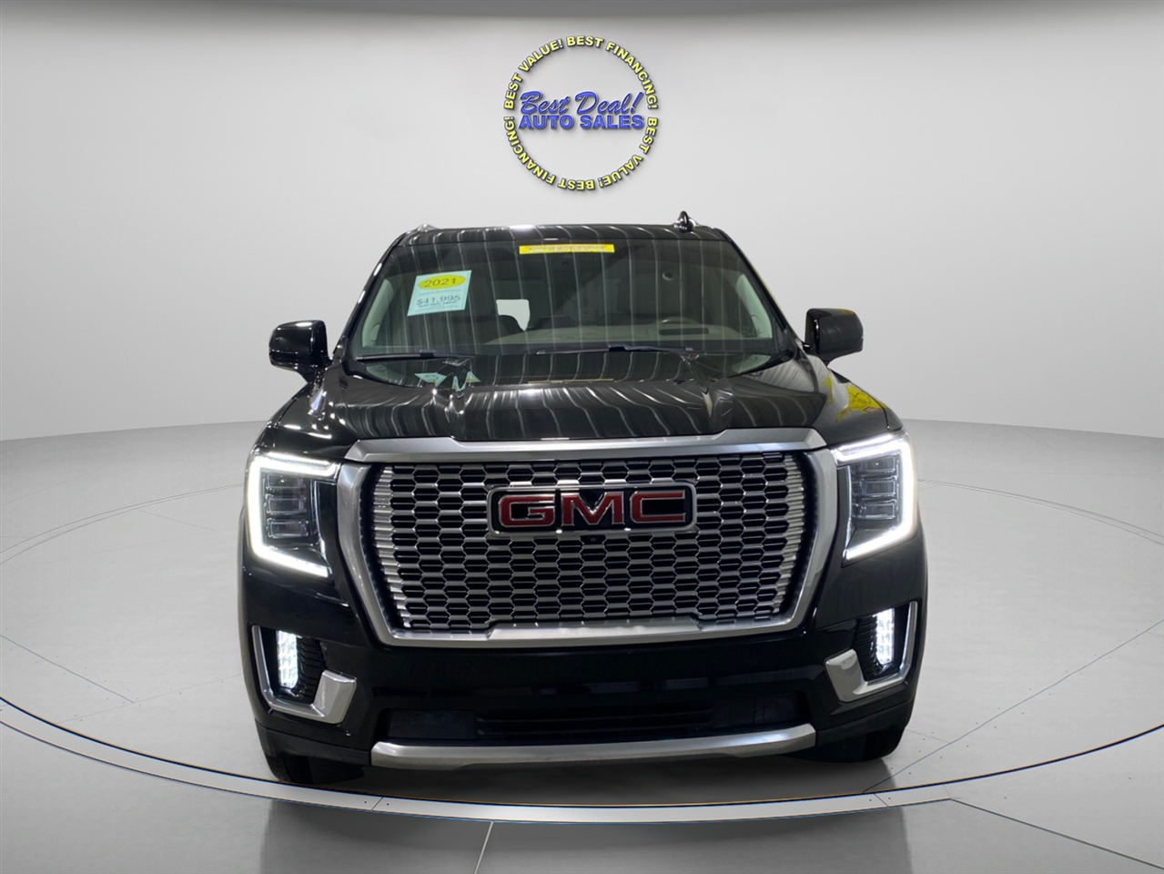 GMC Yukon Denali 4WD 2021