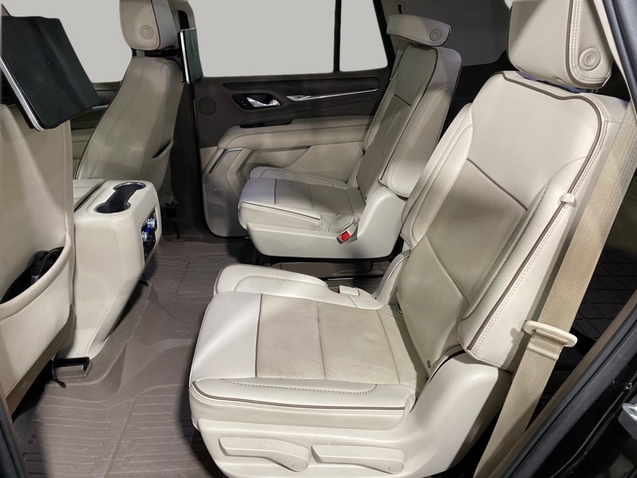 GMC Yukon Denali 4WD 2021