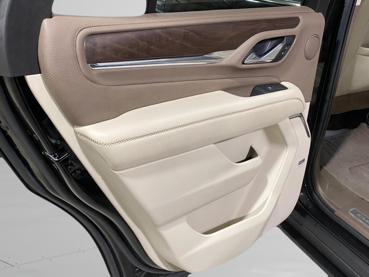 GMC Yukon Denali 4WD 2021