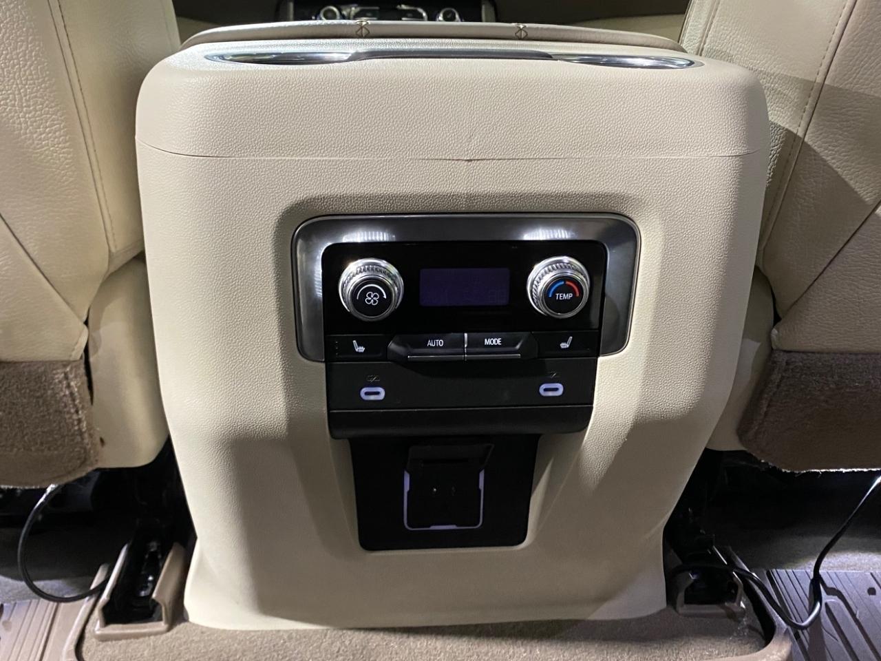 GMC Yukon Denali 4WD 2021