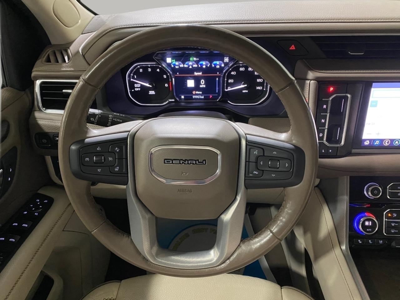 GMC Yukon Denali 4WD 2021