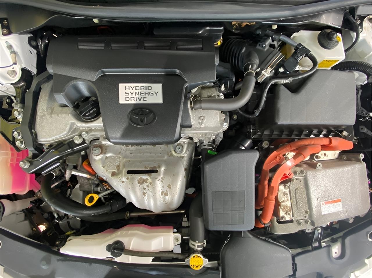 Toyota Camry Hybrid XLE 2012