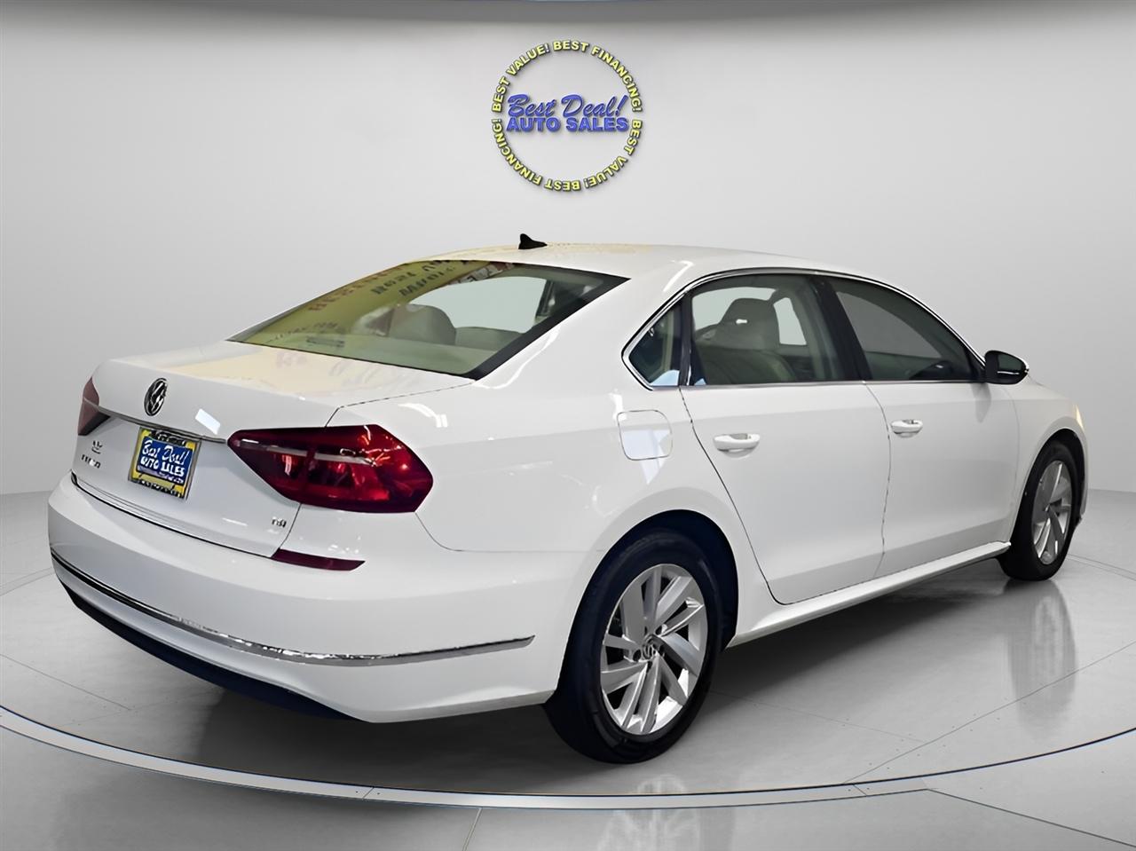Volkswagen Passat SE 2018