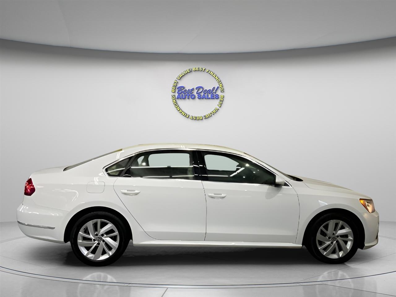 Volkswagen Passat SE 2018