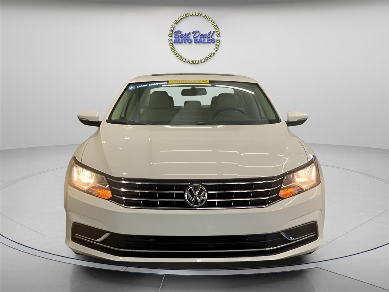 Volkswagen Passat SE 2018