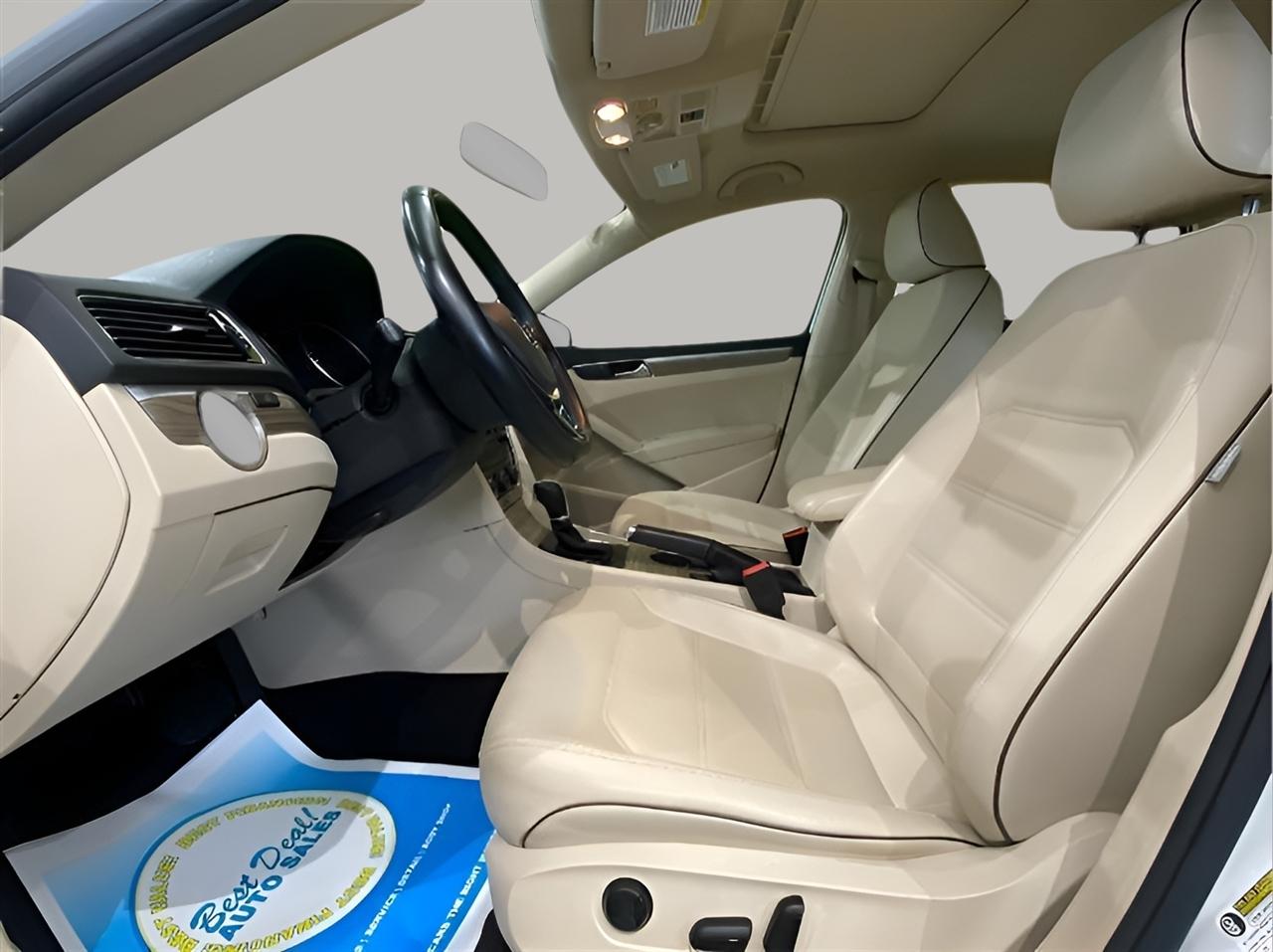 Volkswagen Passat SE 2018