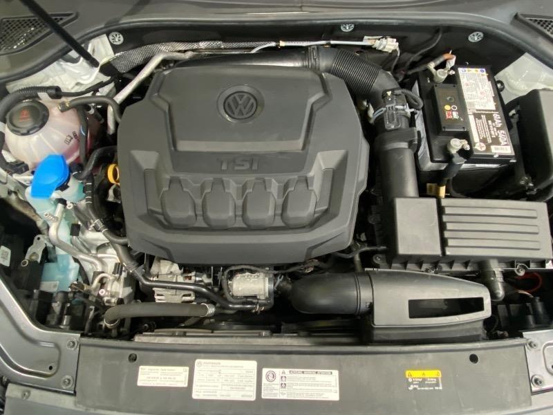 Volkswagen Passat SE 2018