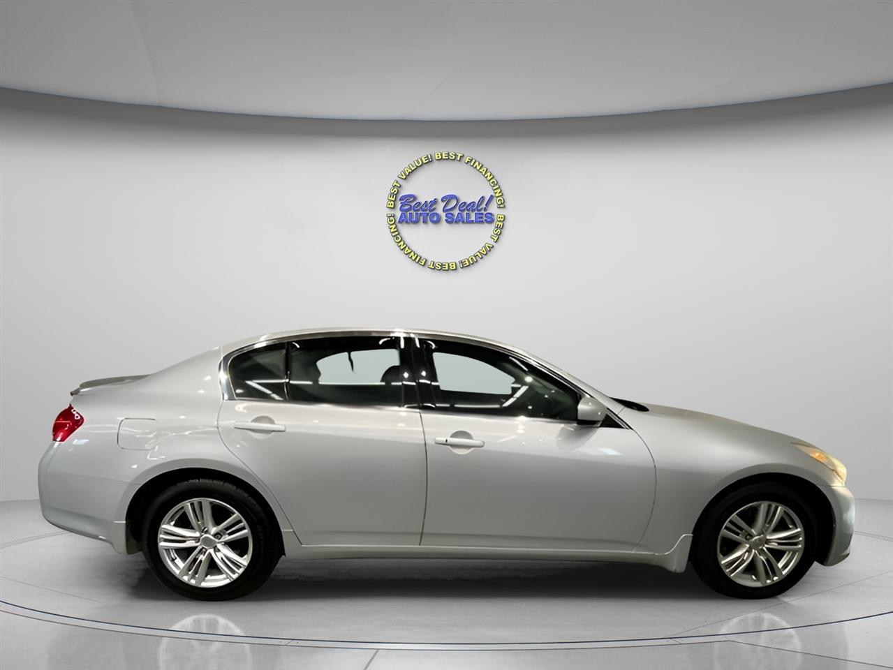 Infiniti G Sedan 37x AWD 2013