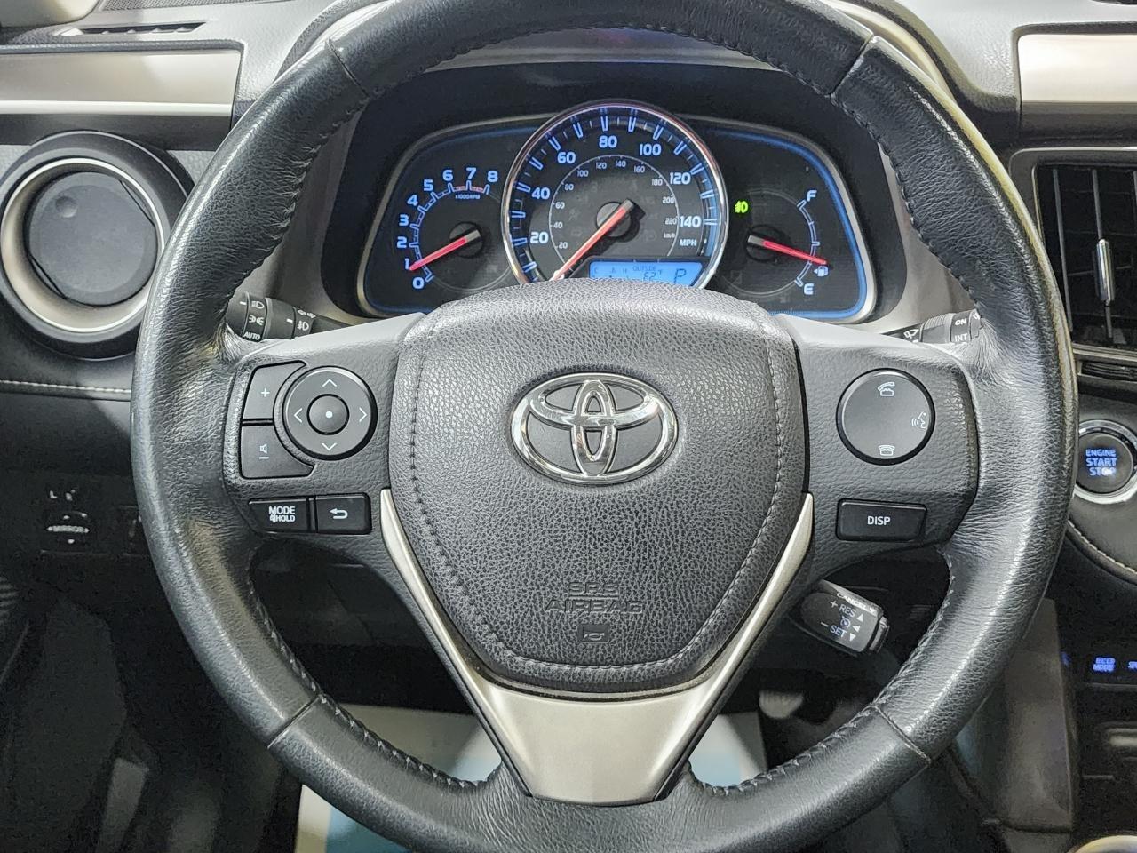Toyota RAV4  2015
