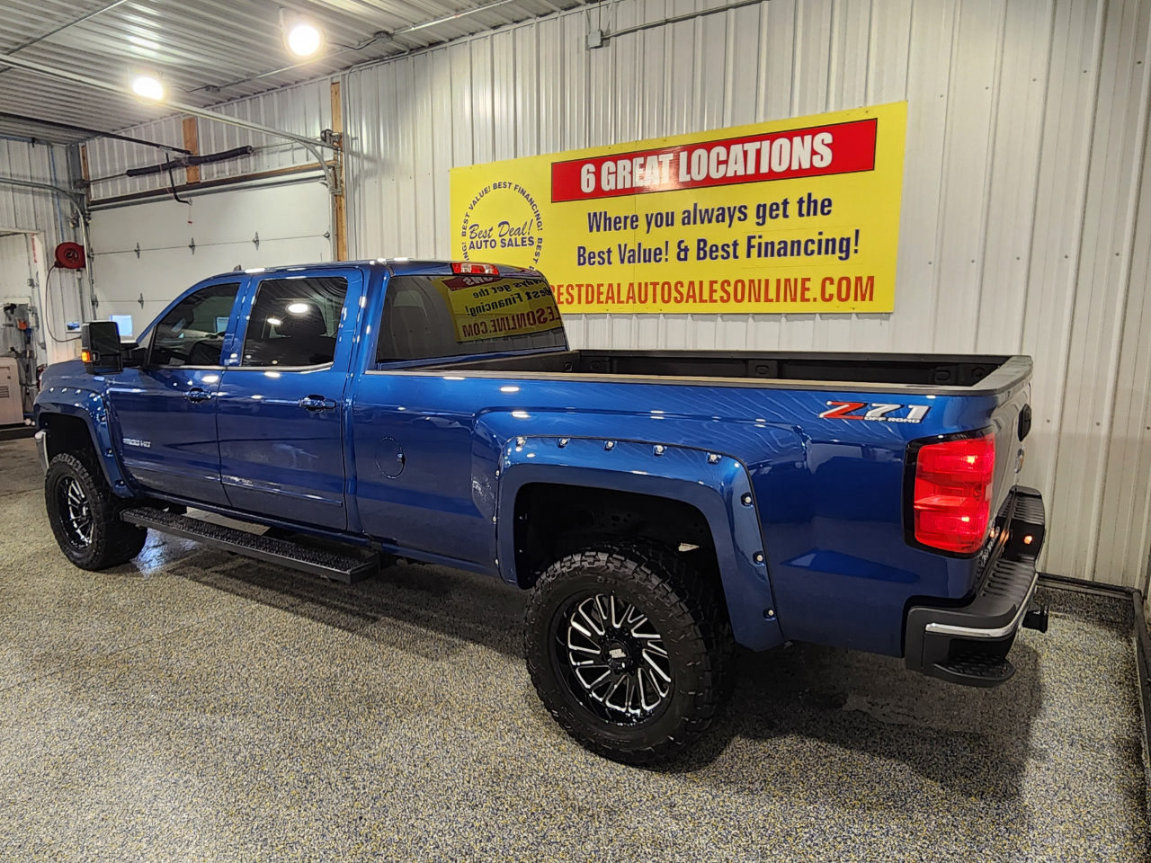 2018 Chevrolet Silverado 2500HD 4X4 LT 4DR CREW CAB SB PICKUP