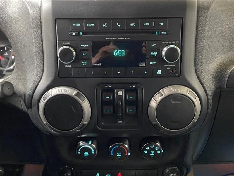 Jeep Wrangler Unlimited Sport 4WD 2015