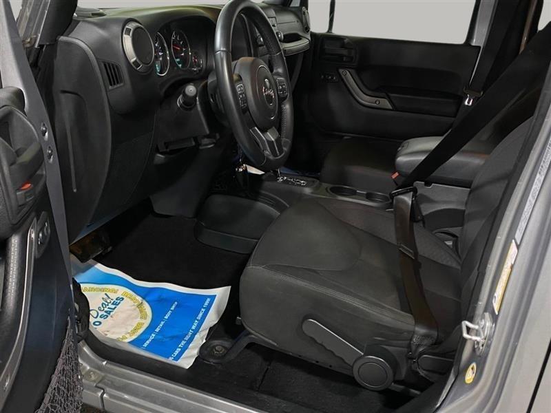 Jeep Wrangler Unlimited Sport 4WD 2015