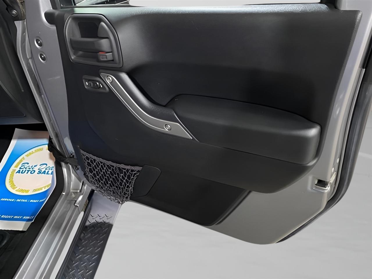 Jeep Wrangler Unlimited Sport 4WD 2015