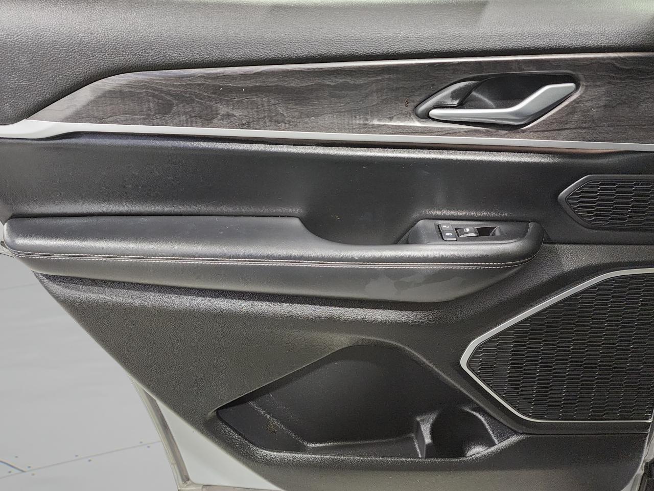 Jeep Grand Cherokee  2021