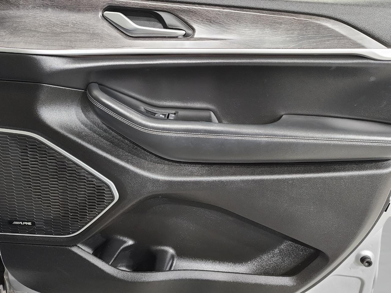 Jeep Grand Cherokee  2021