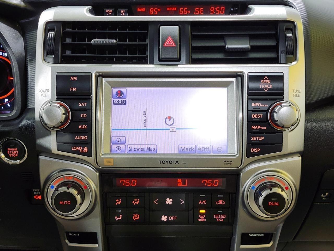 Toyota 4Runner  2011