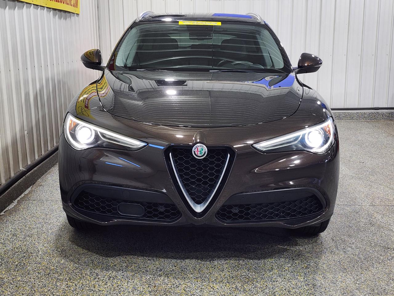 2018 Alfa Romeo Stelvio Base