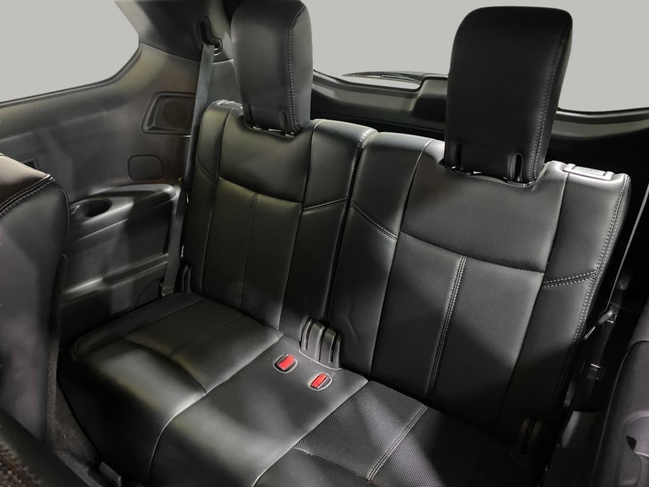 Nissan Pathfinder 4WD 4dr Platinum 2017