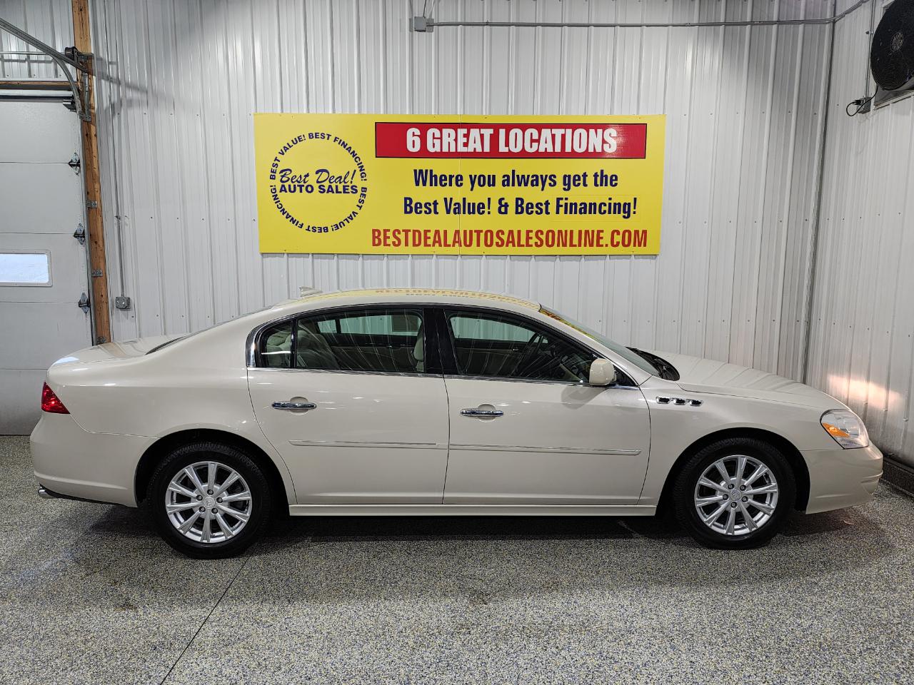 Buick Lucerne  2011