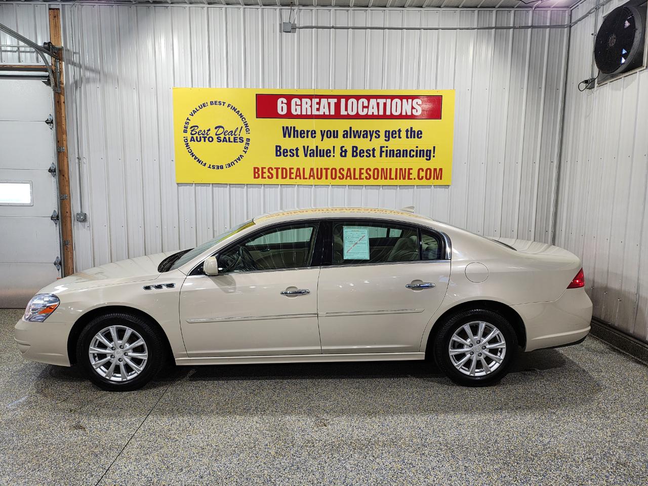 Buick Lucerne  2011