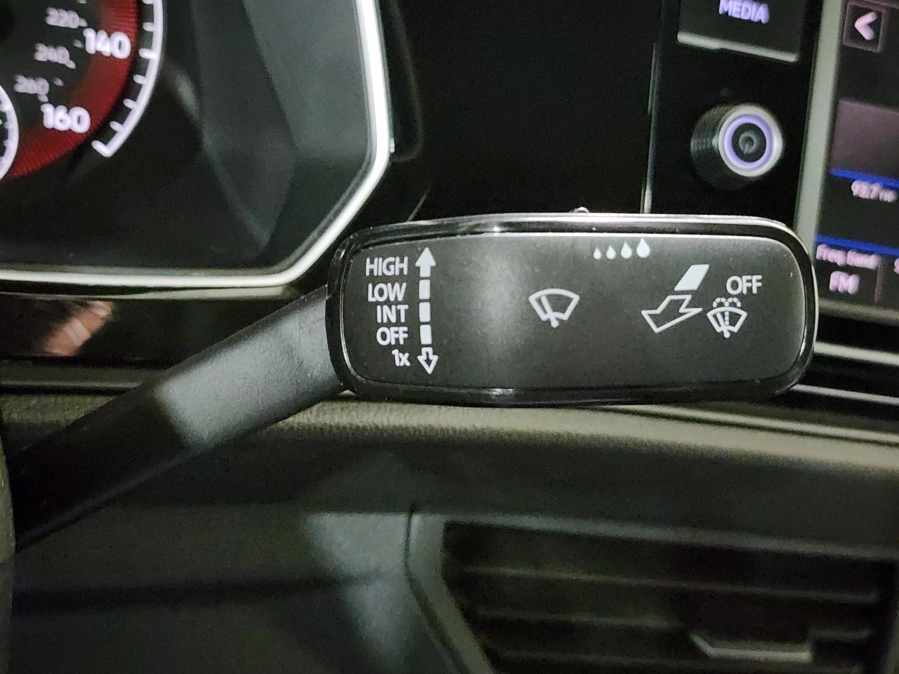 Volkswagen Jetta  2019